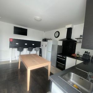 Edinburgh West Side Hostel